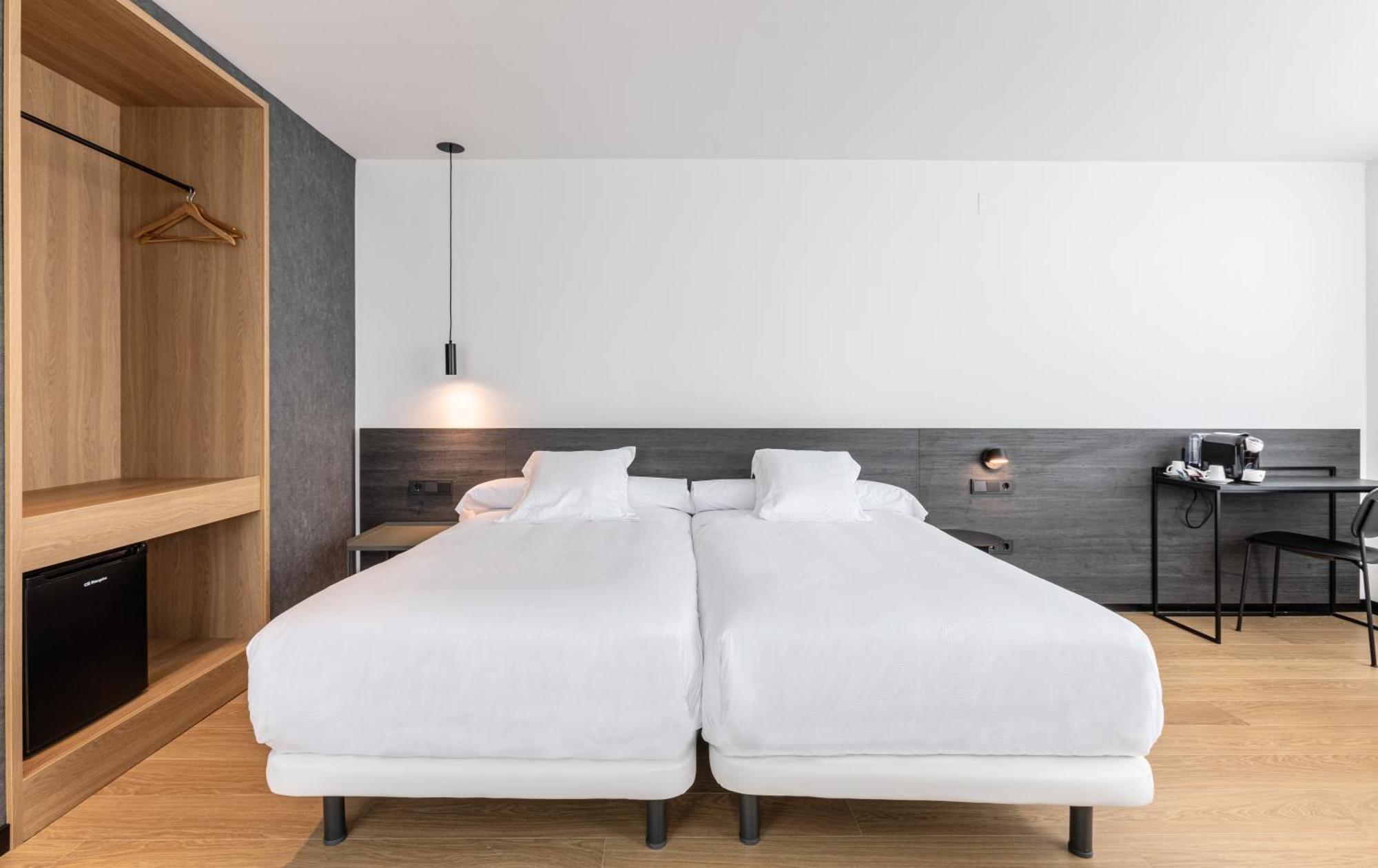 לוגו Hotel Forum Ceao מראה חיצוני תמונה